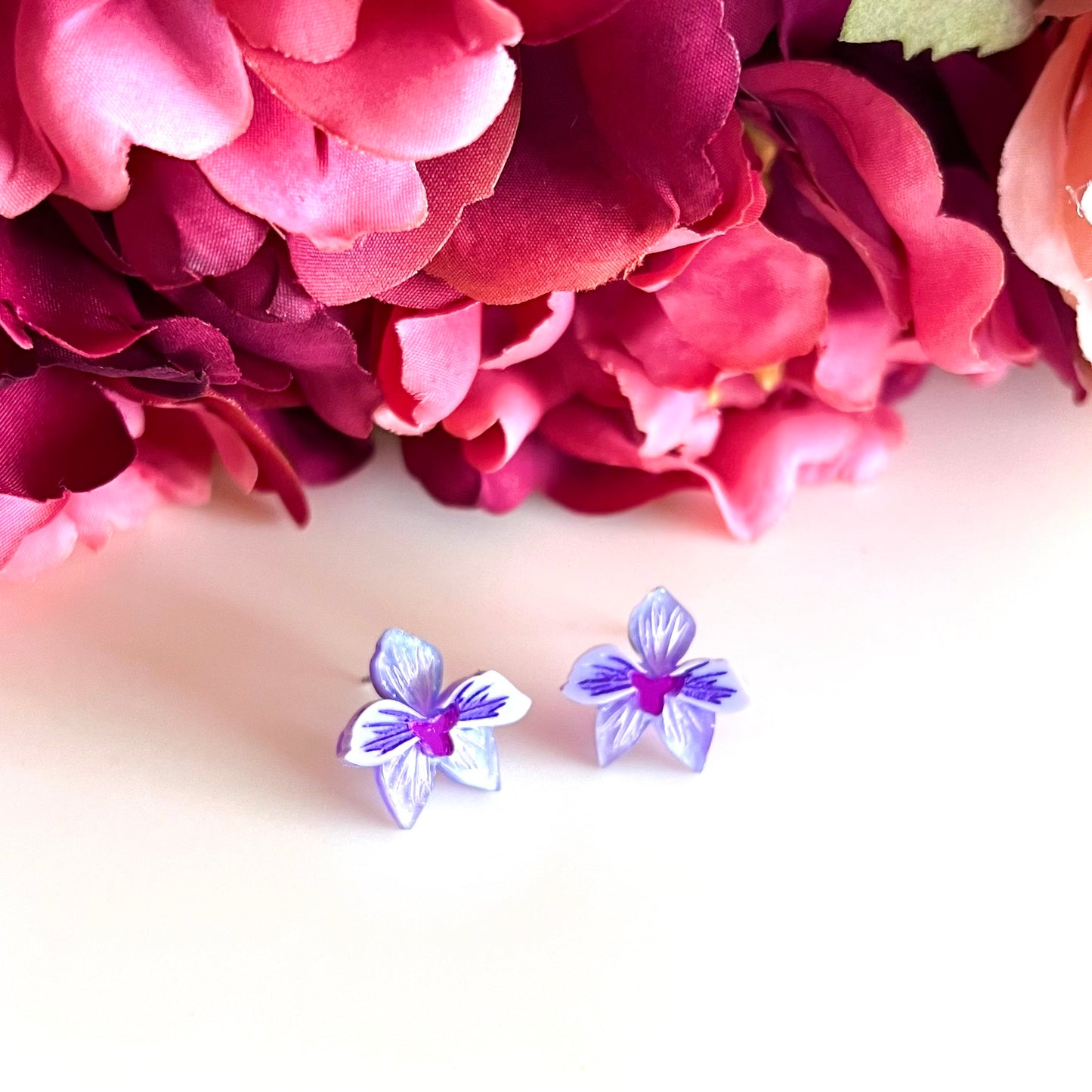 Lilac Ground Orchid Stud