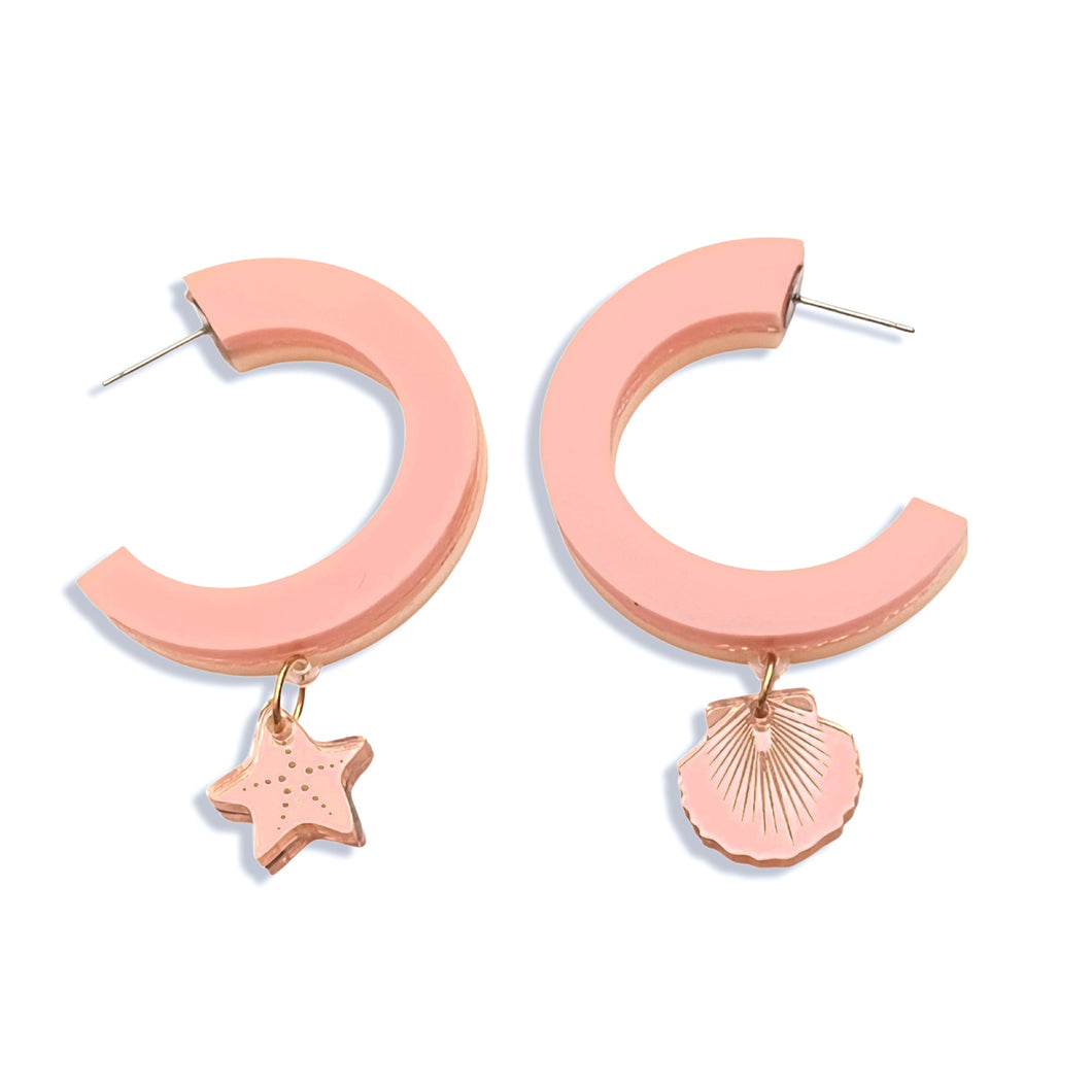 Reversible hoops and their Jewels