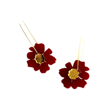 Load image into Gallery viewer, Flower hoops red
