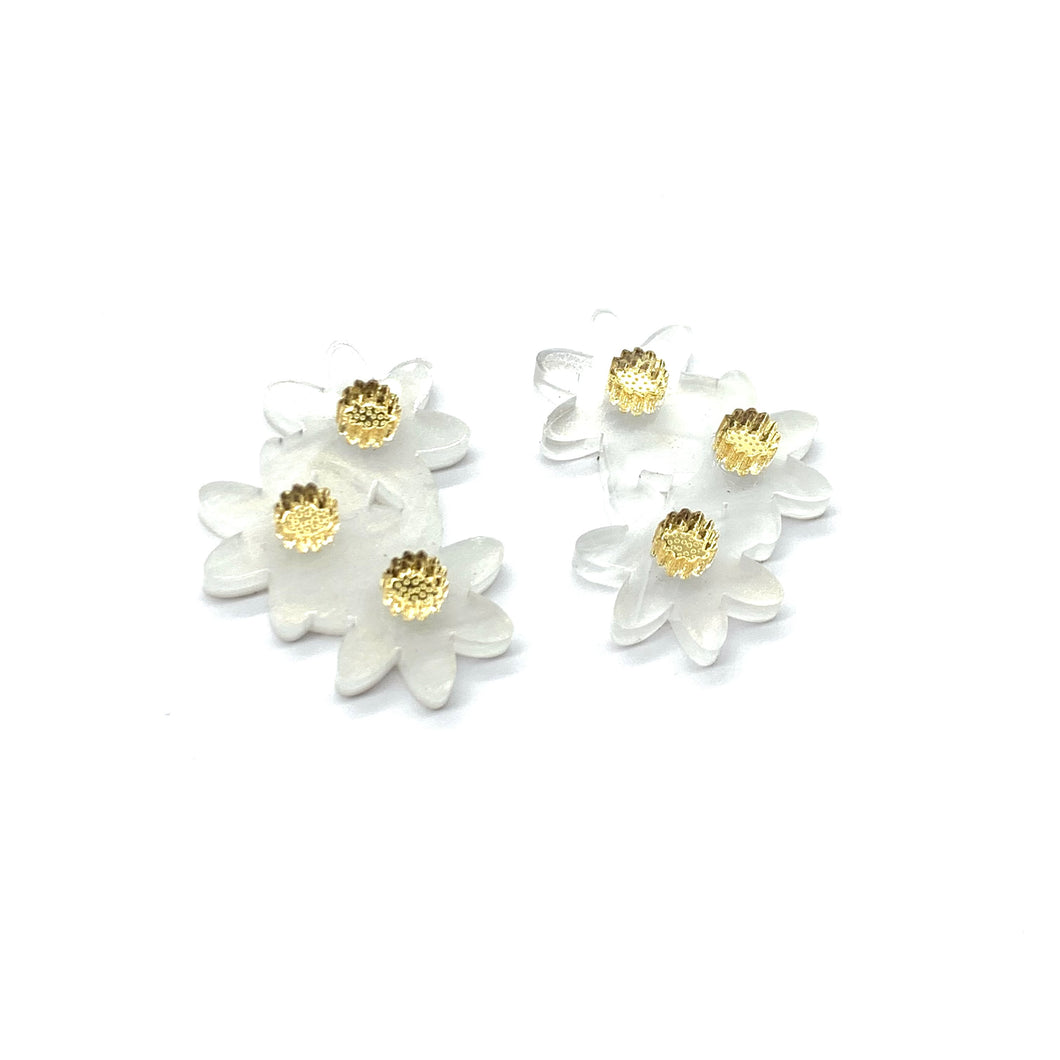 Flower Clusters White and Gold