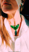 Load image into Gallery viewer, Vonnie our Indian Ringneck Necklace